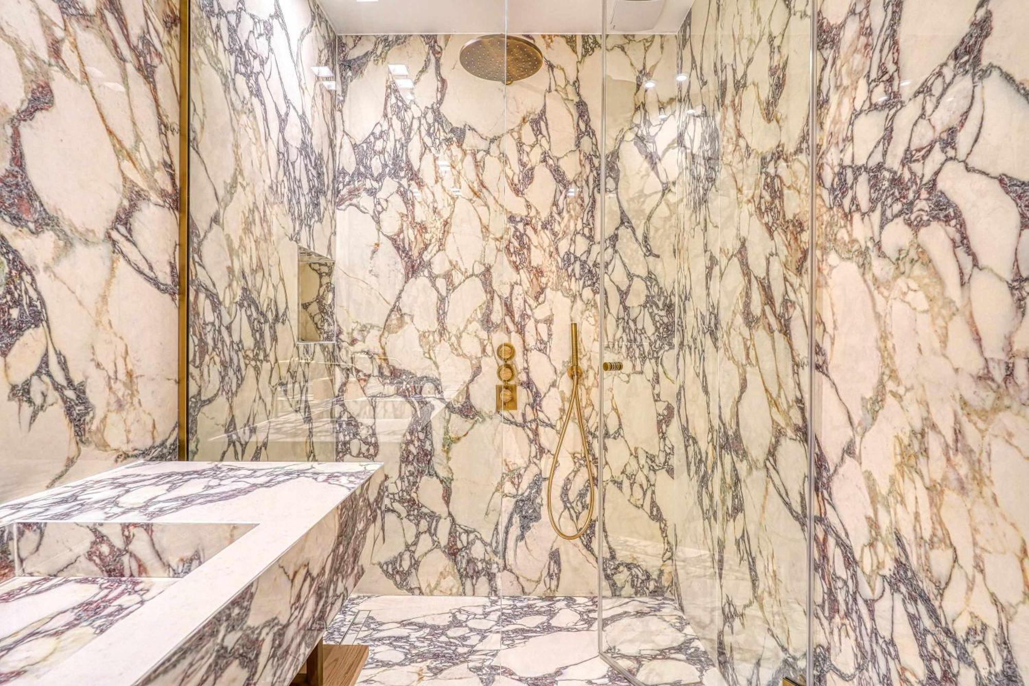Sumptuous Opera Vendome By Studioprestige * Parijs